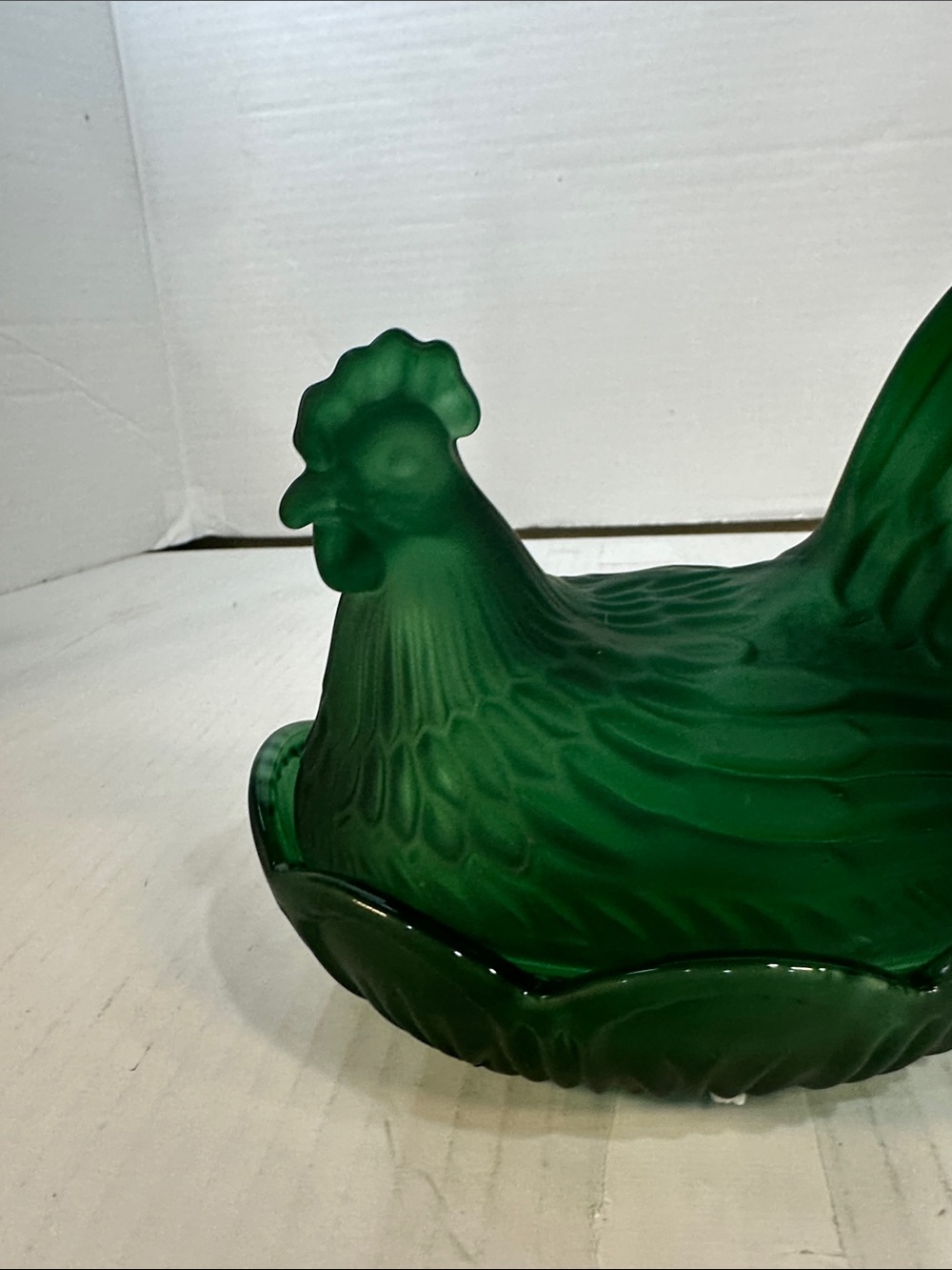 Green Hen-Shaped Decorative Dish for Habitat and Home - Picture 3 of 5